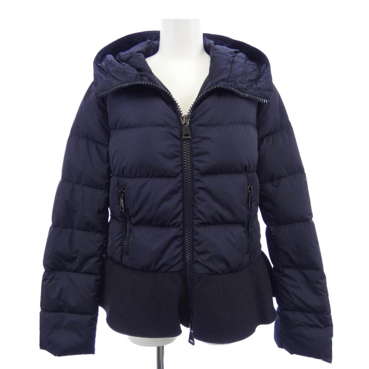 モンクレール MONCLER NESEA ダウンジャケット
