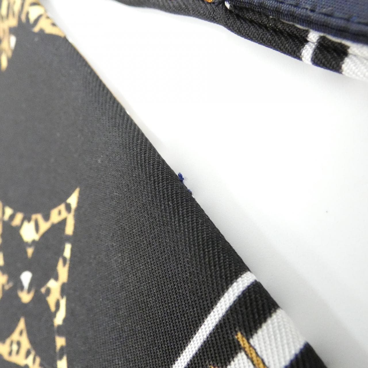 ルイヴィトン バンドー ジャイアント モノグラム ジャングル M73648 スカーフ