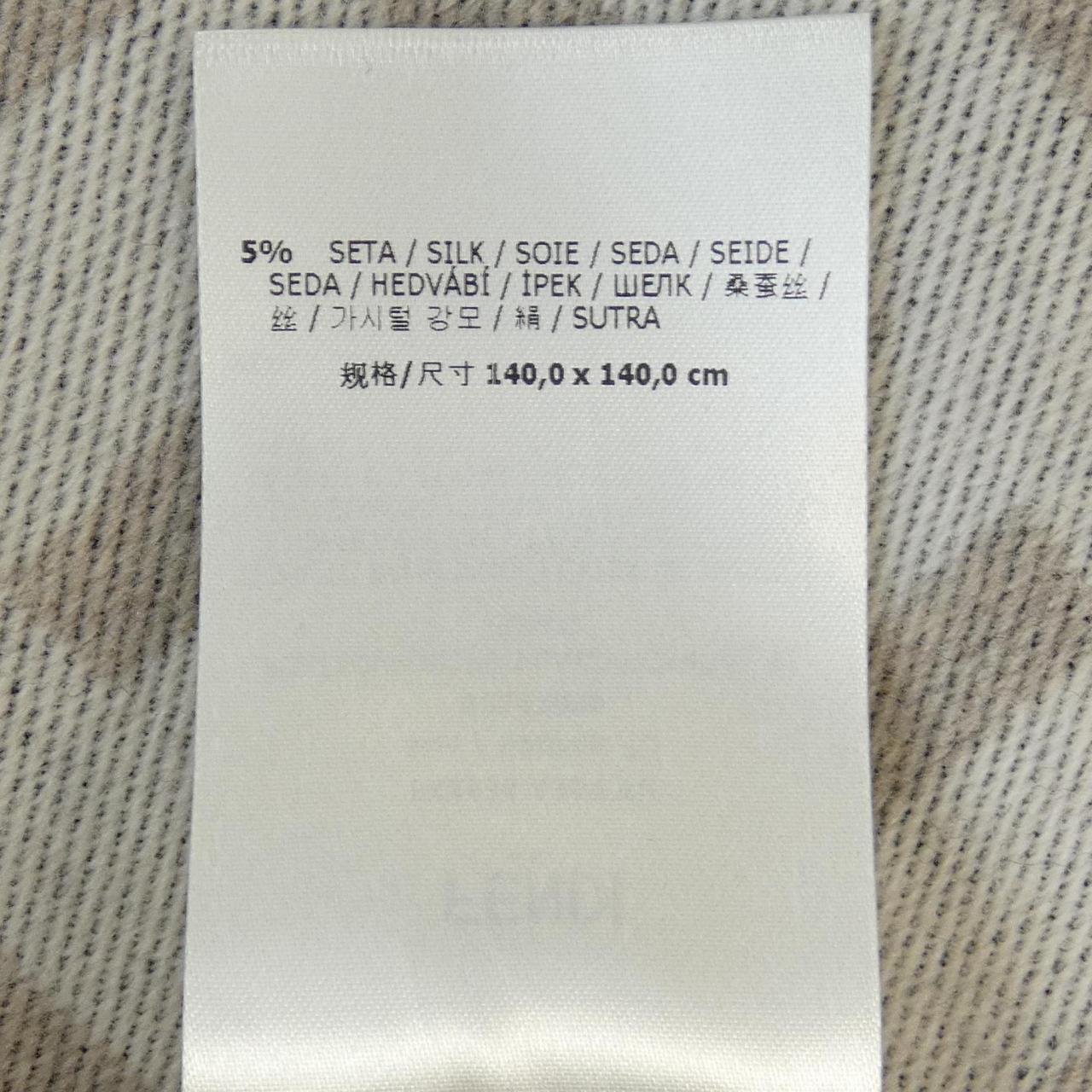 フェンディ FENDI ケープ
