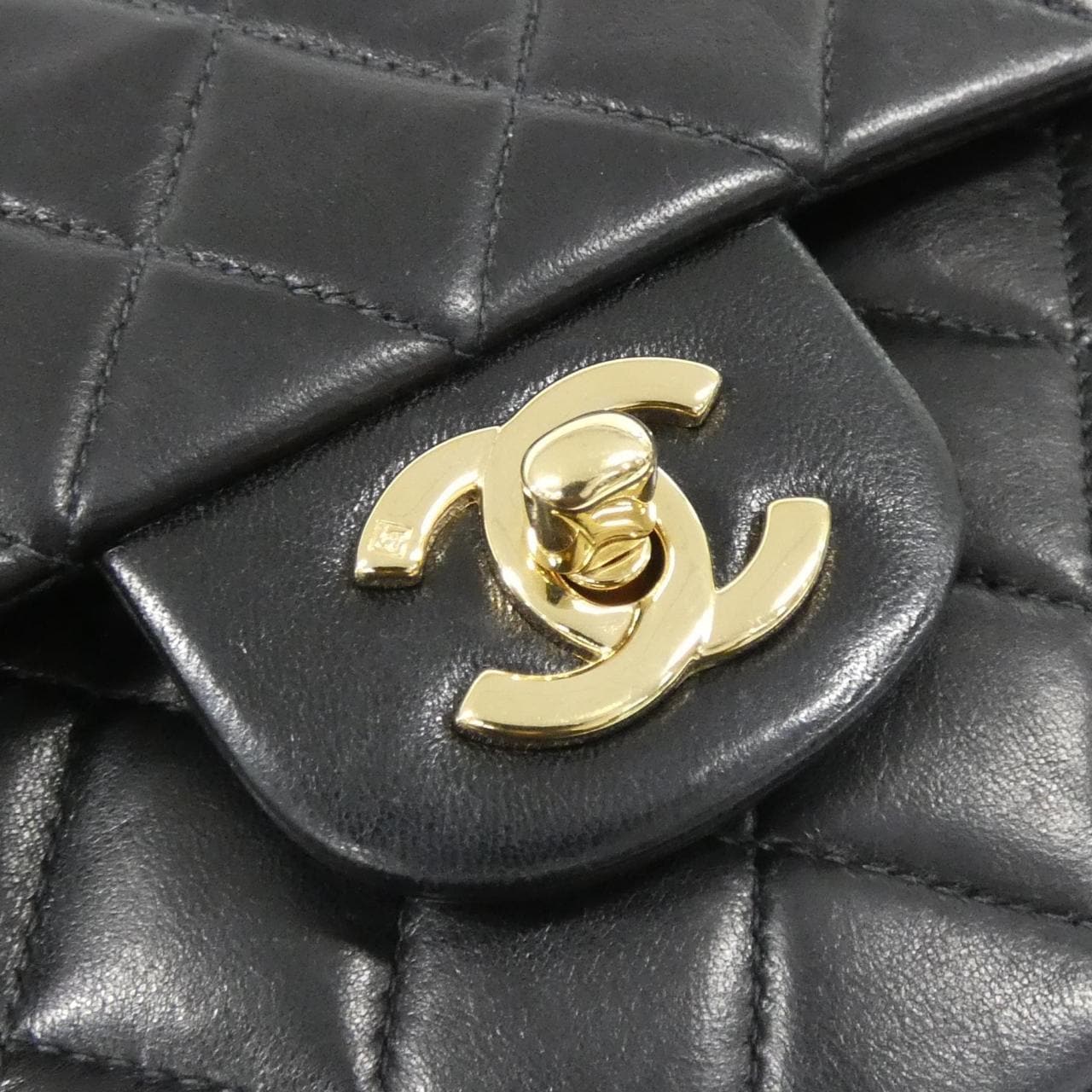 シャネル 1112 ショルダーバッグ