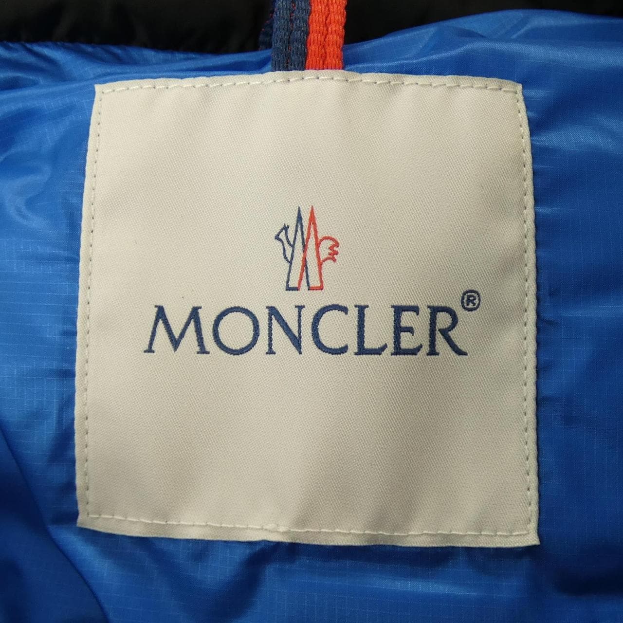 MONCLER蒙克勒羽绒服