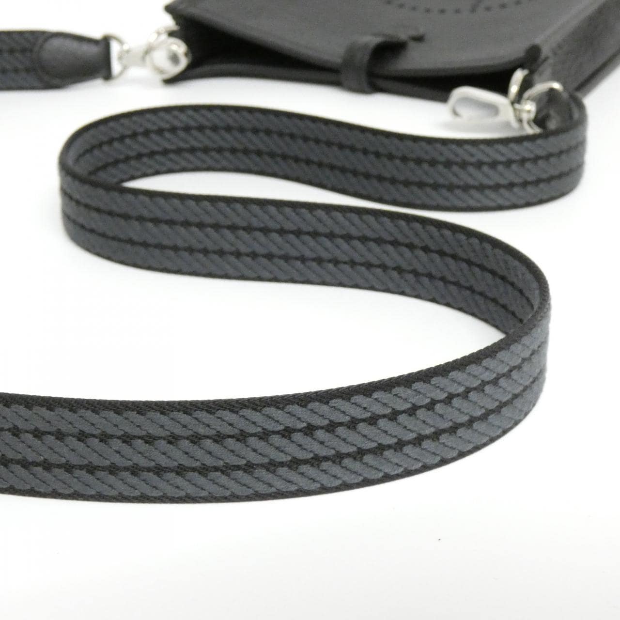 エルメス CORDAGE エヴリン アマゾン 16cm 085800CK ショルダーバッグ
