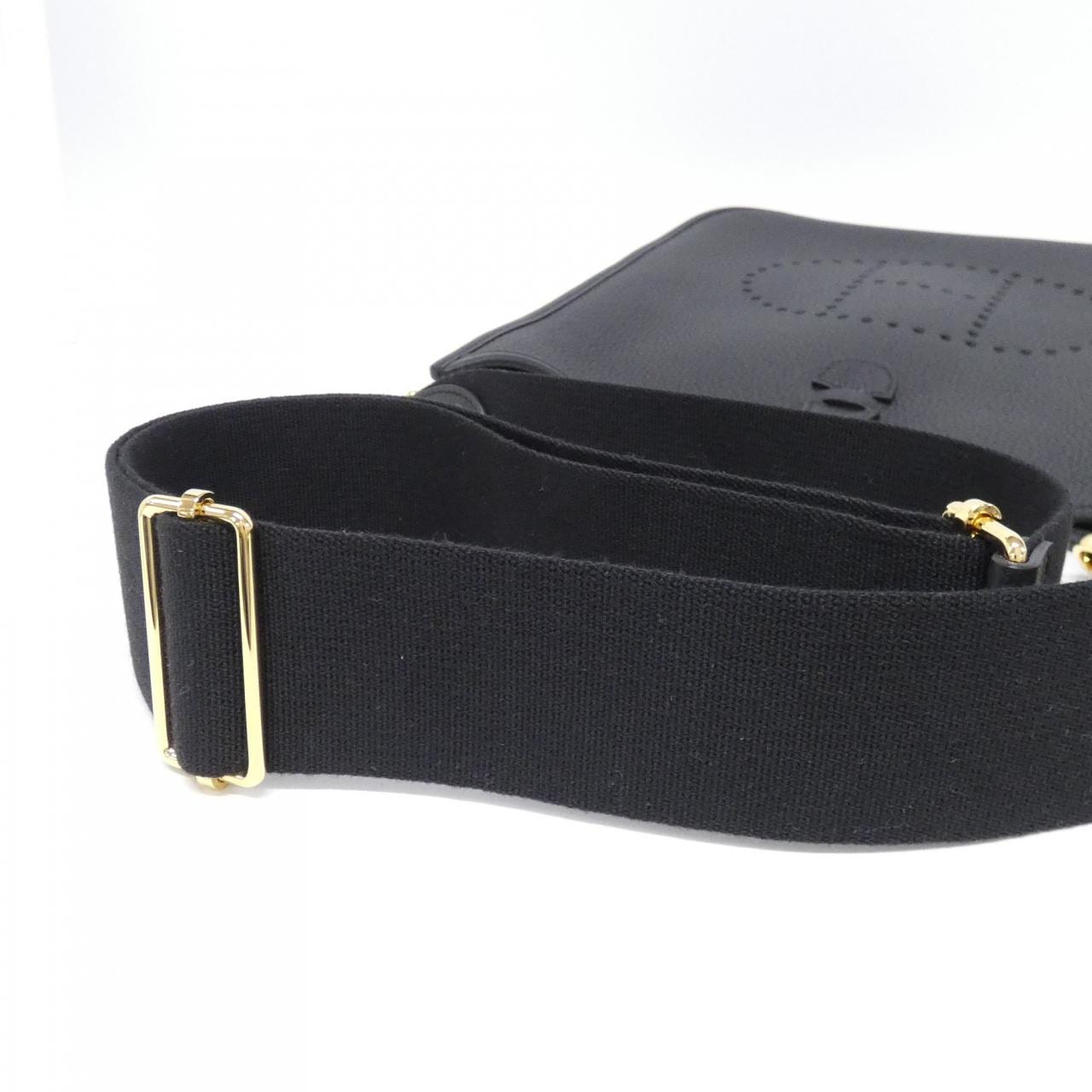 【未使用品】エルメス エヴリン3 PM 056277CC ショルダーバッグ