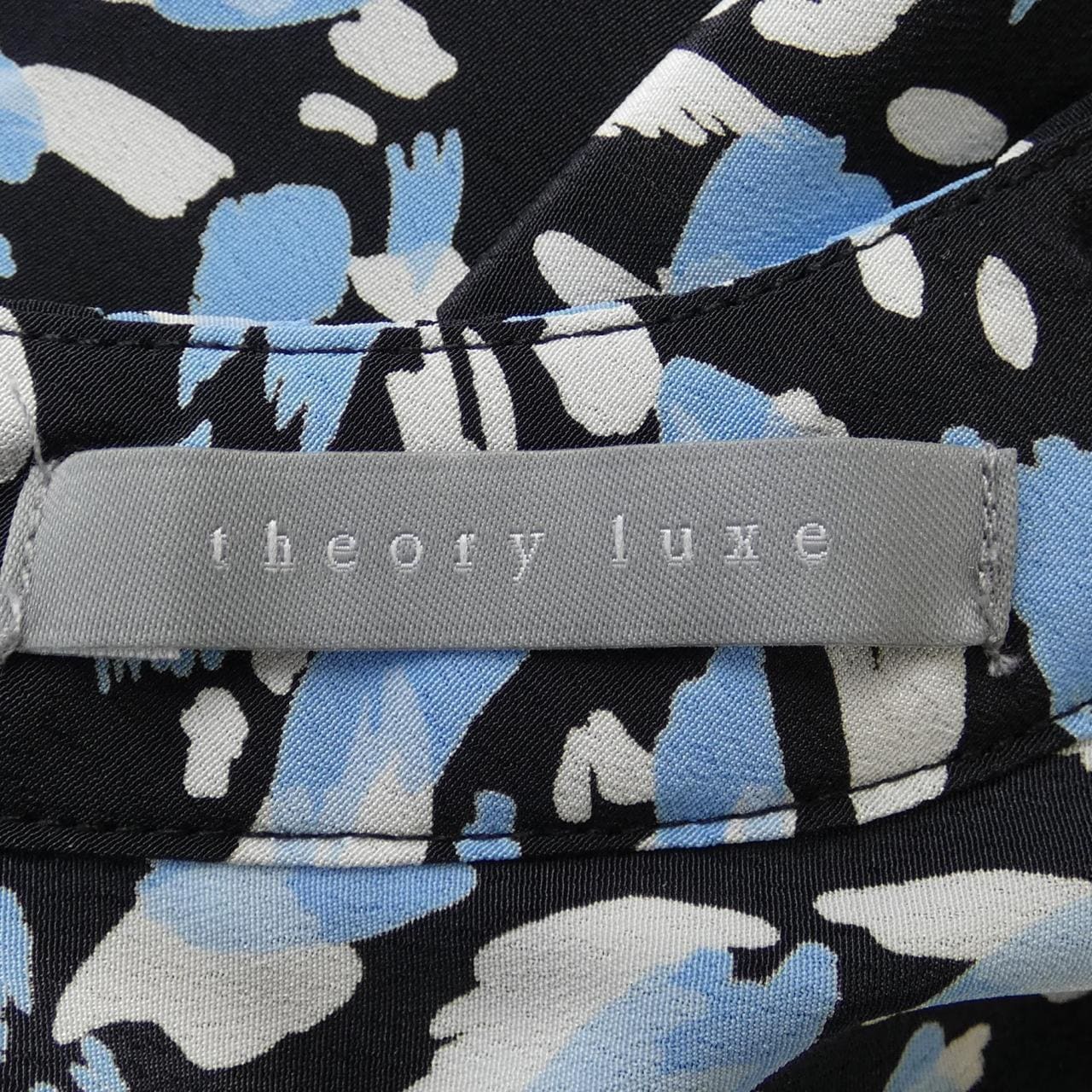 セオリーリュクス Theory luxe トップス