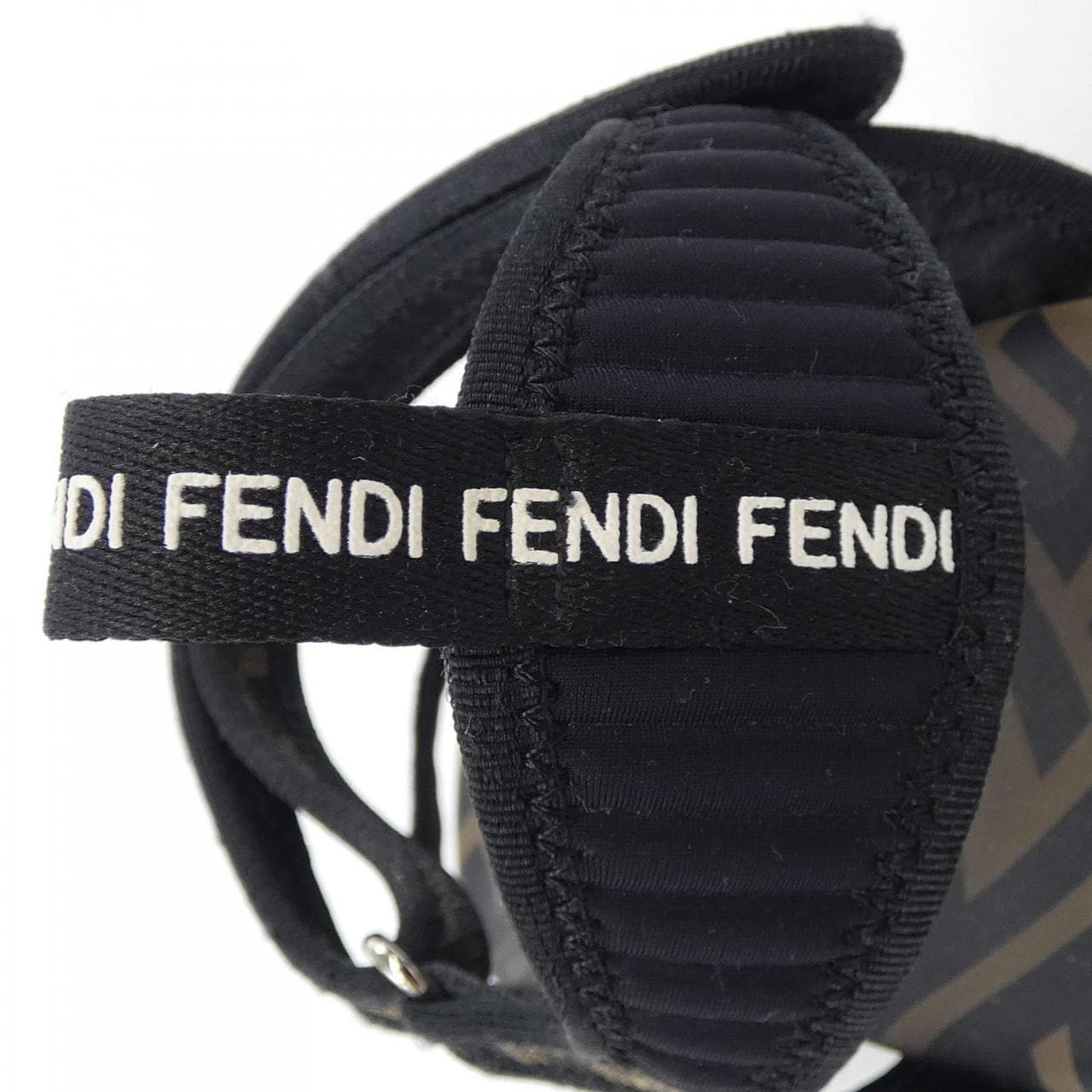 フェンディ FENDI サンダル