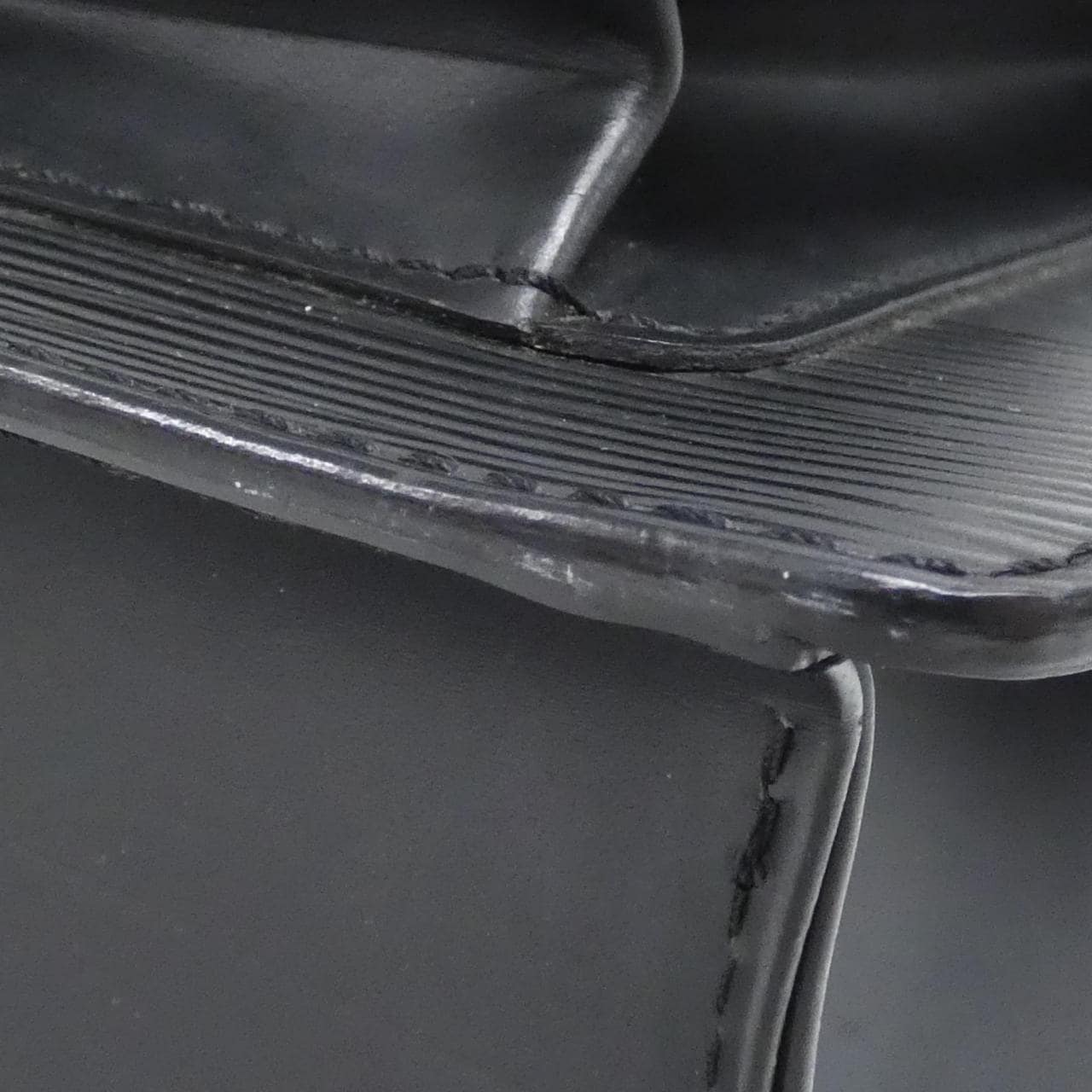 【ヴィンテージ】ルイヴィトン エピ モンソー 28cm M52122 バッグ