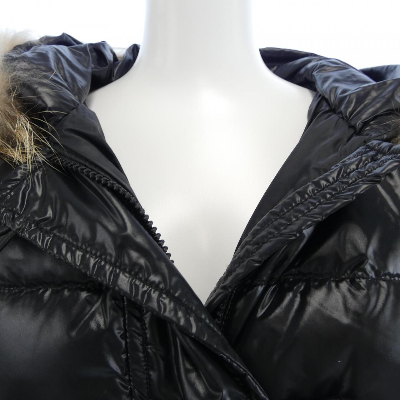 モンクレール MONCLER 45345/91 ダウンジャケット