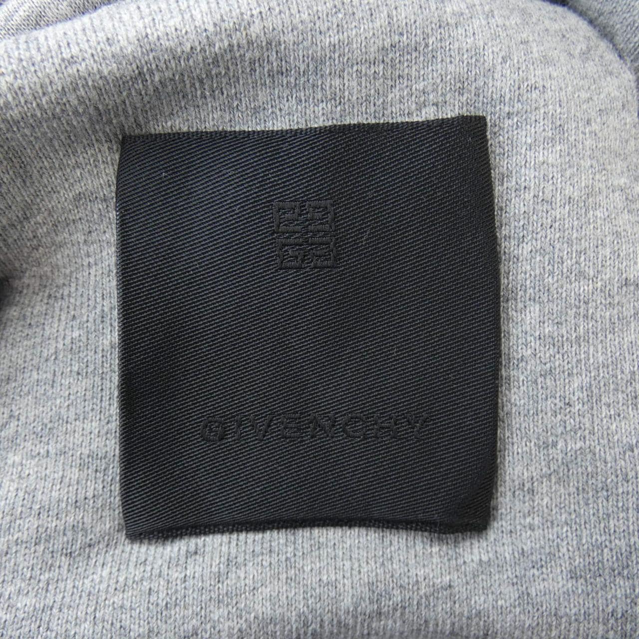 ジバンシー GIVENCHY BMJ0JE3YK1 パーカー