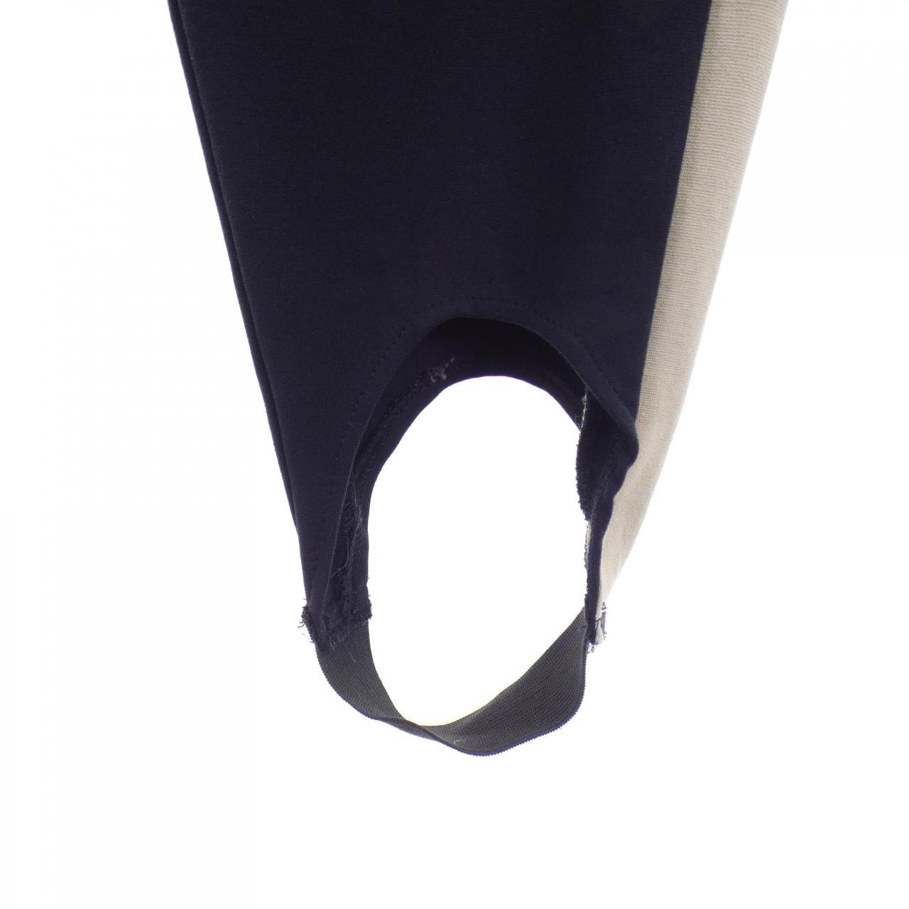 ペセリコ PESERICO パンツ