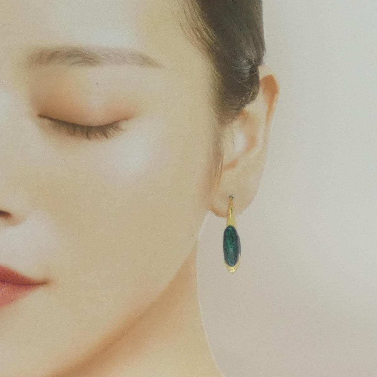 ウノアエレ 樹脂 ピアス