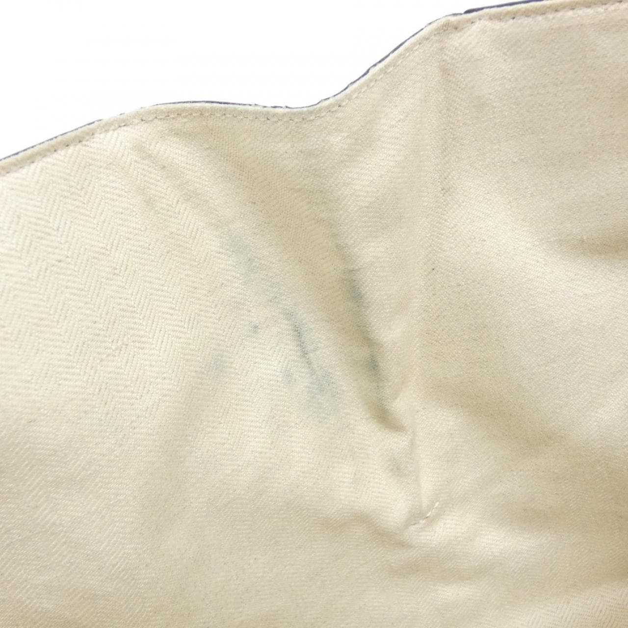 Loewe Hammock 326 30KS35 单肩包