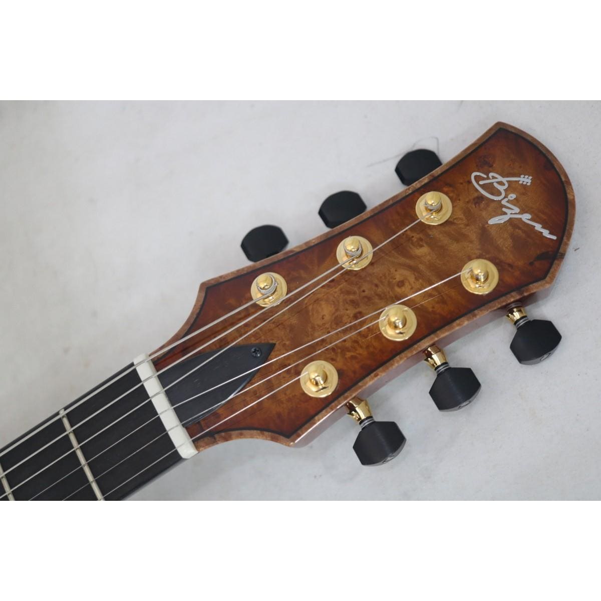 ＢＩＺＥＮ　ＷＯＲＫＳ　Ｇｒａｉｎ　Ａｒｃｈｅｄ　Ｂｕｒｌ　Ｍａｐｌｅ　ｗ／Ｌｉｎｅ