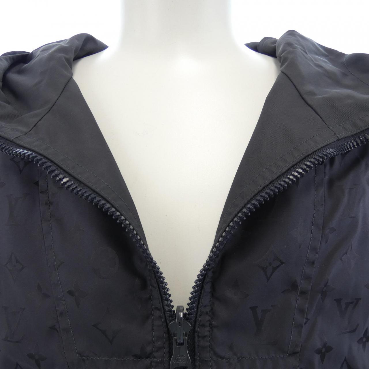 ルイヴィトン LOUIS VUITTON HLB46WDD4 ブルゾン
