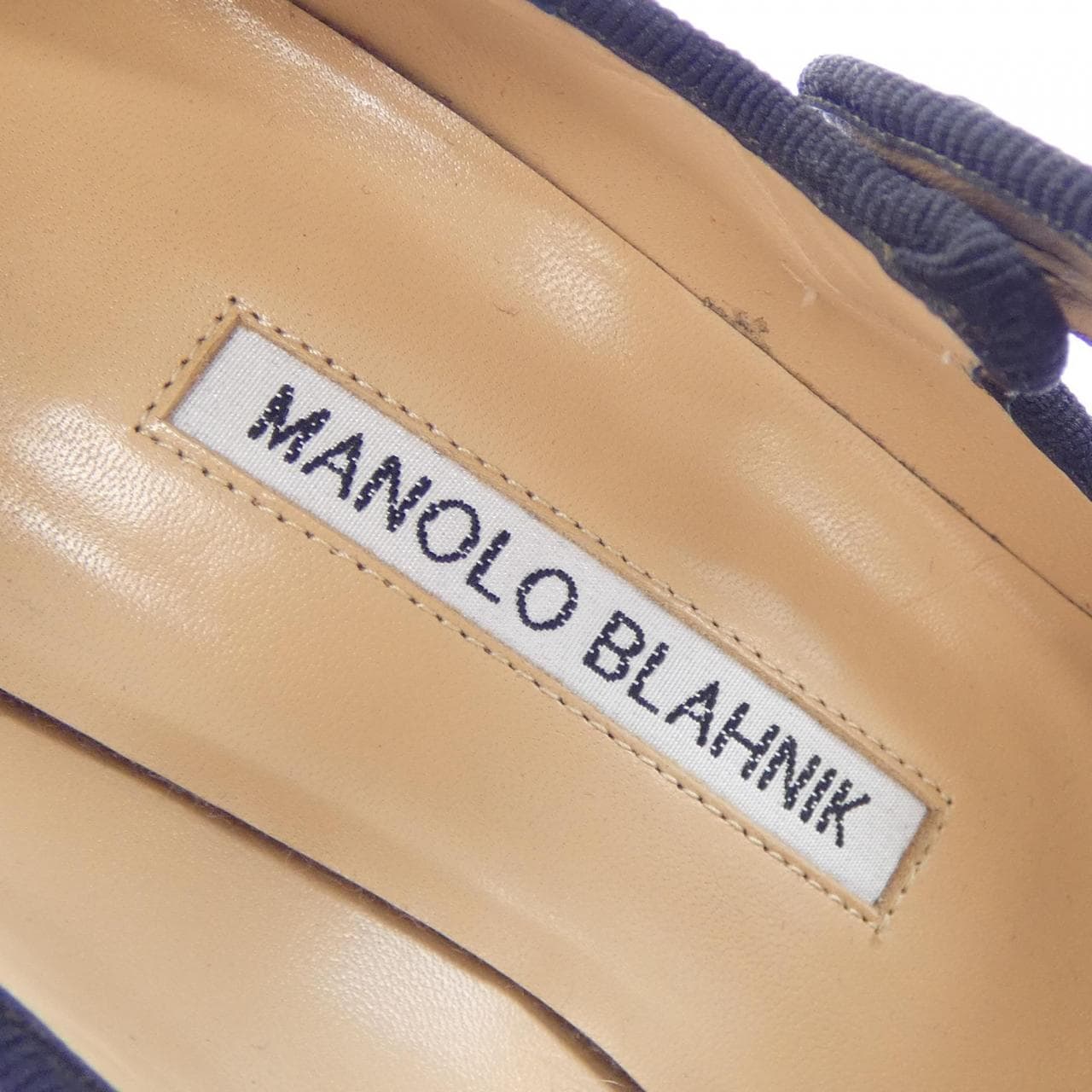 マノロブラニク MANOLO BLAHNIK パンプス