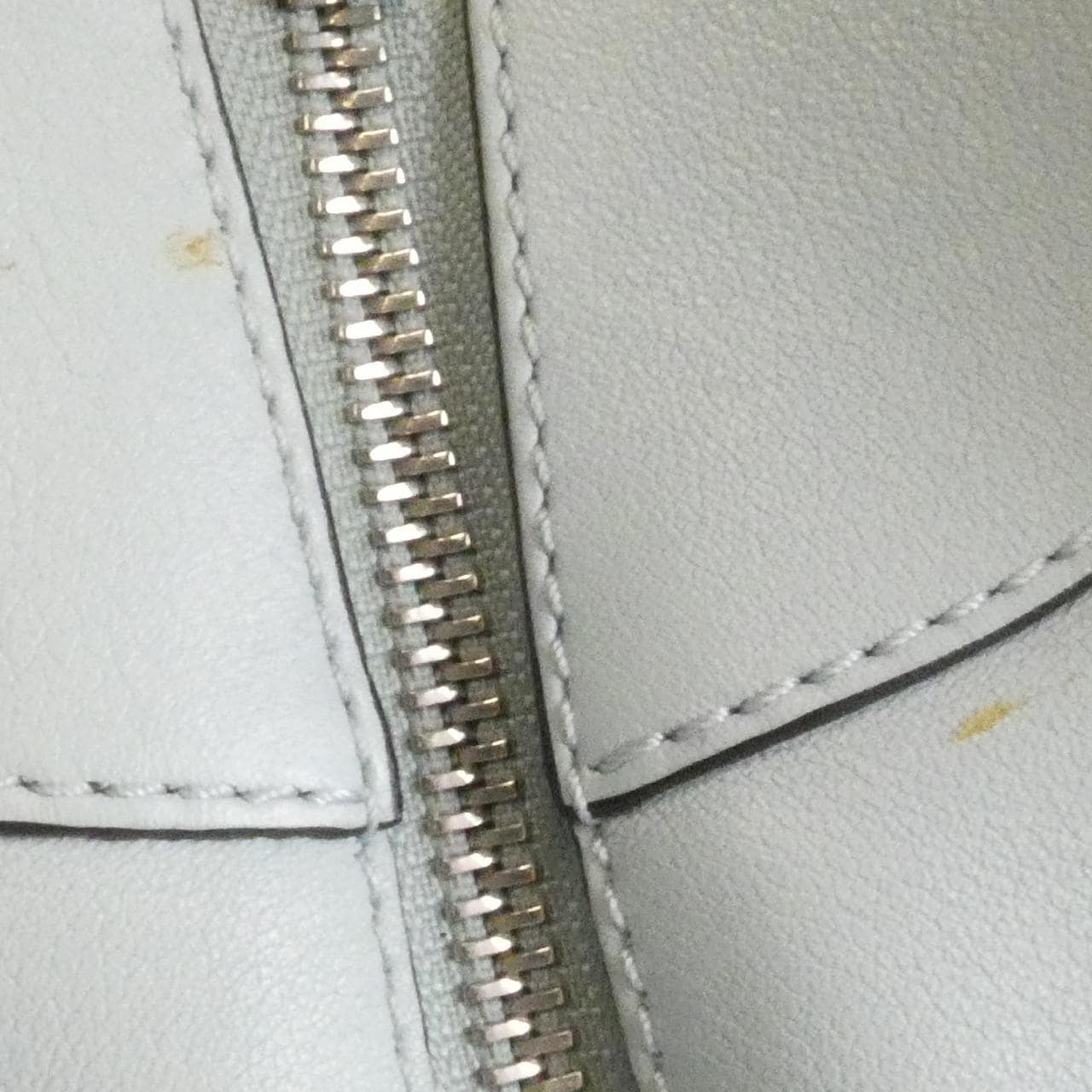 ロエベ ハンモック スモール 387 30 N60 ショルダーバッグ