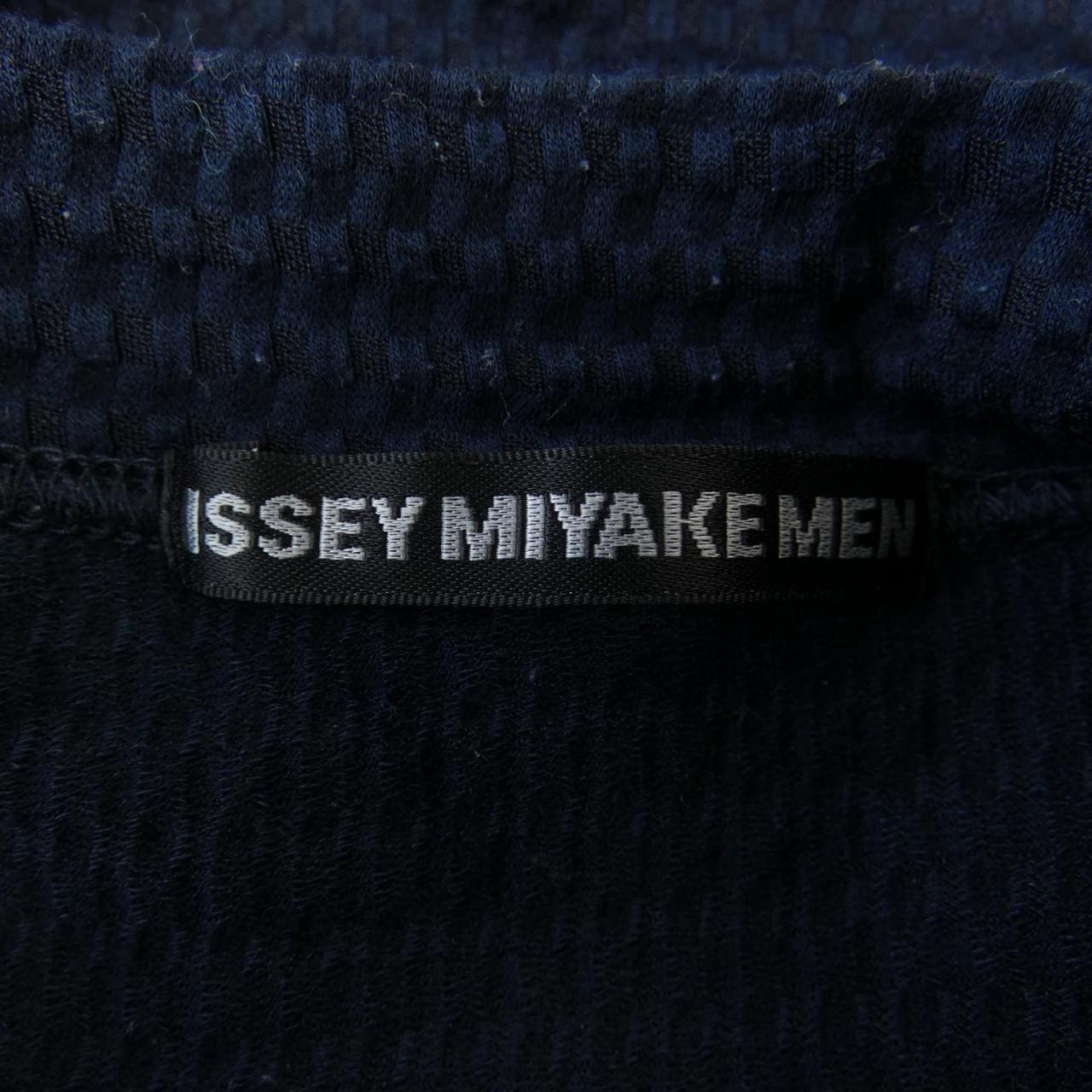 イッセイミヤケメン ISSEY MIYAKE MEN トップス