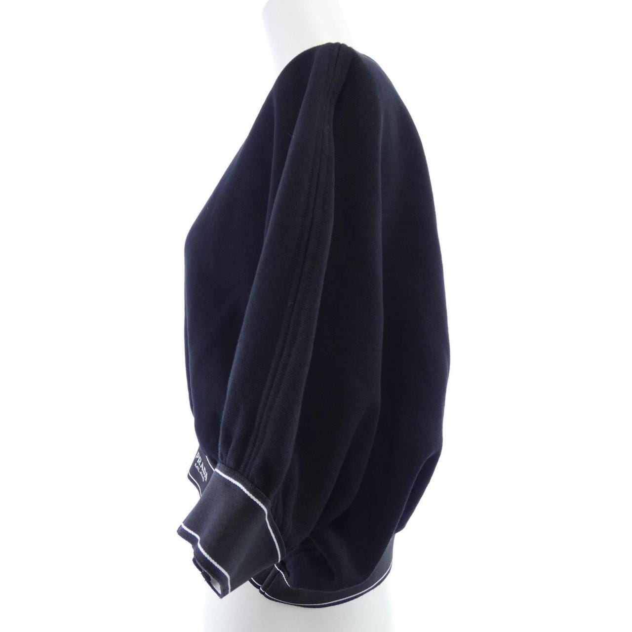 プラダ PRADA トップス