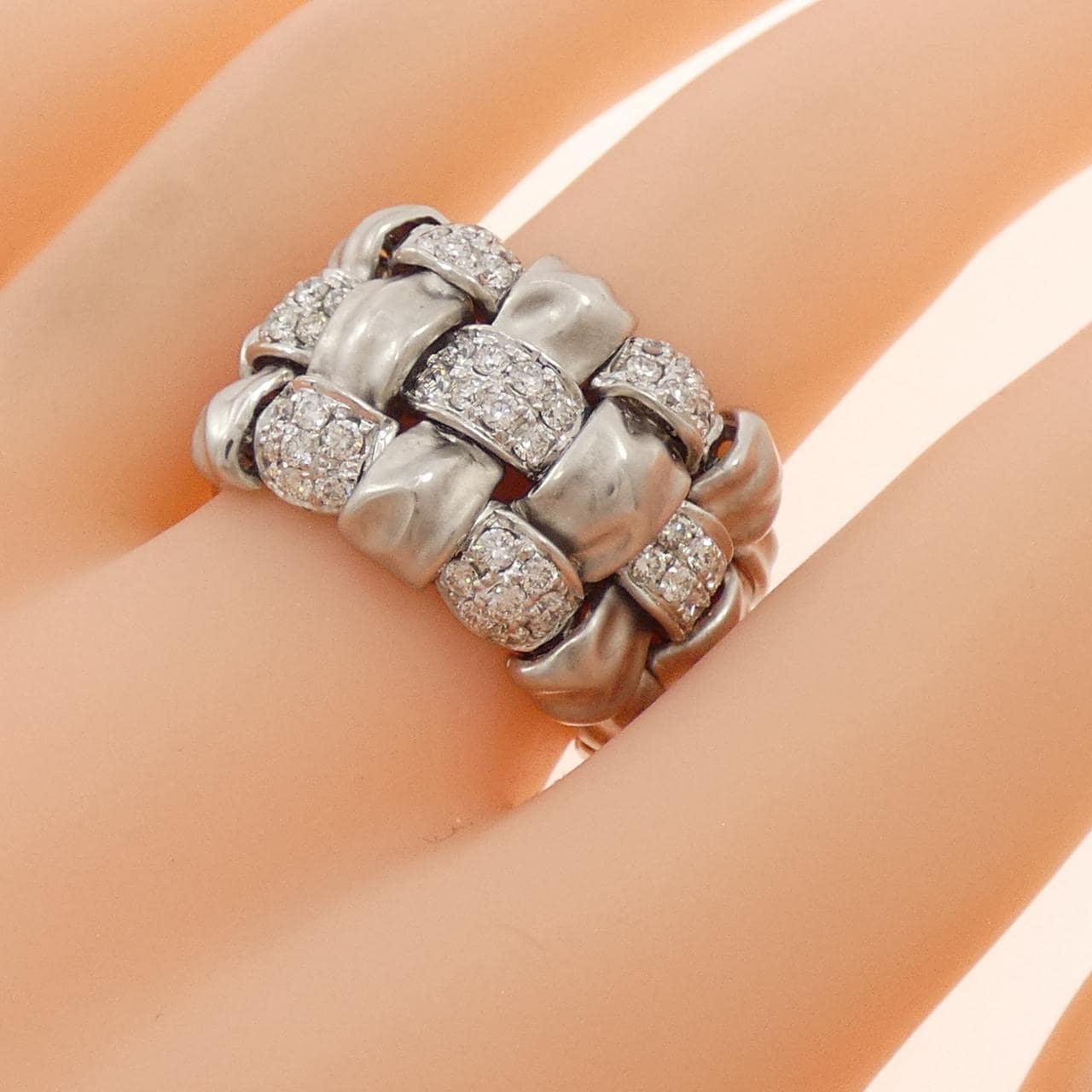 K18WG ダイヤモンド リング 0.83CT