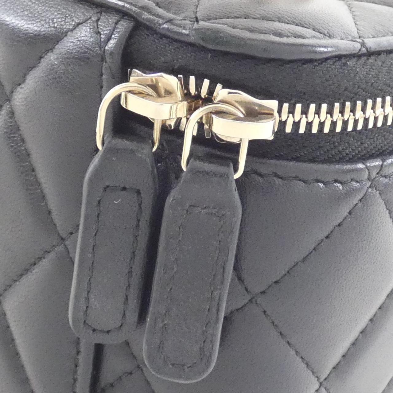 CHANEL AP2199 bag