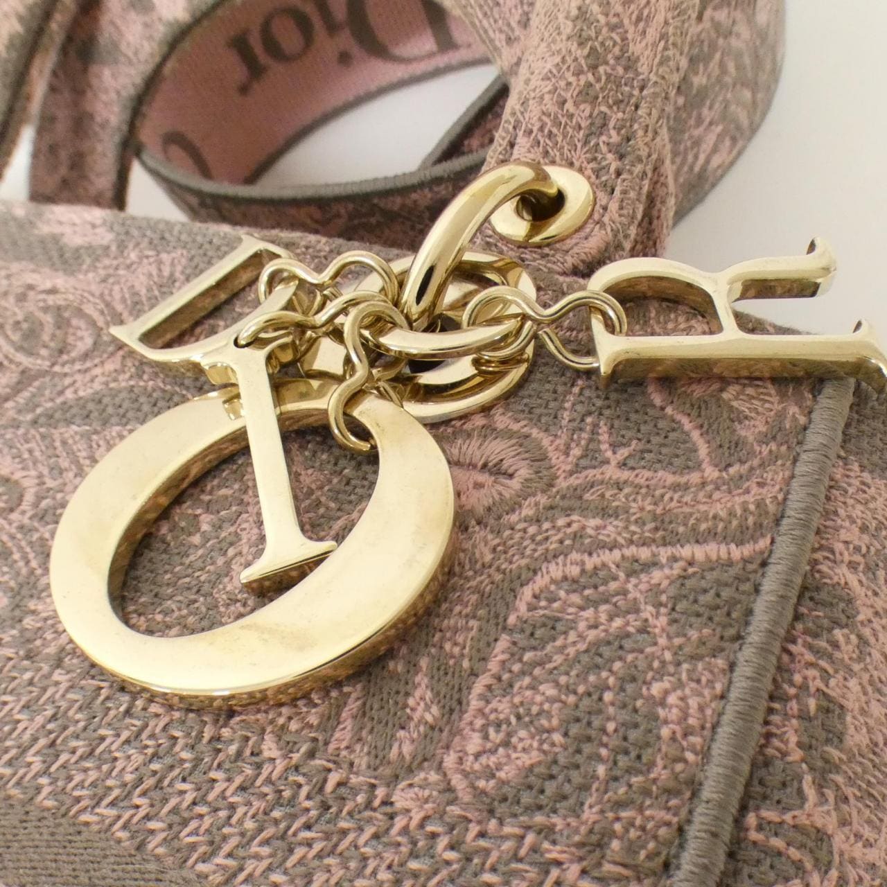 クリスチャンディオール REVERSE TOILE DE JOUY レディ D-ライト ミディアム M0565ORGO バッグ