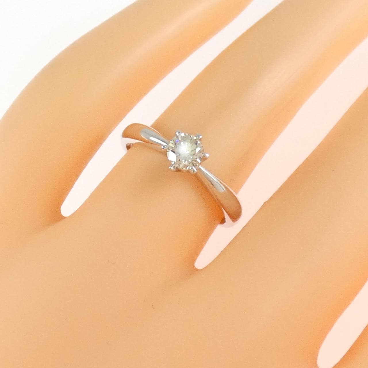 K18WG ソリティア ダイヤモンド リング 0.33CT
