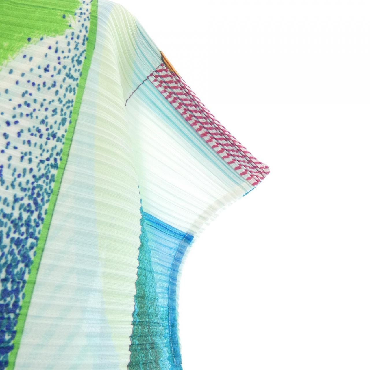 百褶PLEATS PLEASE連衣裙