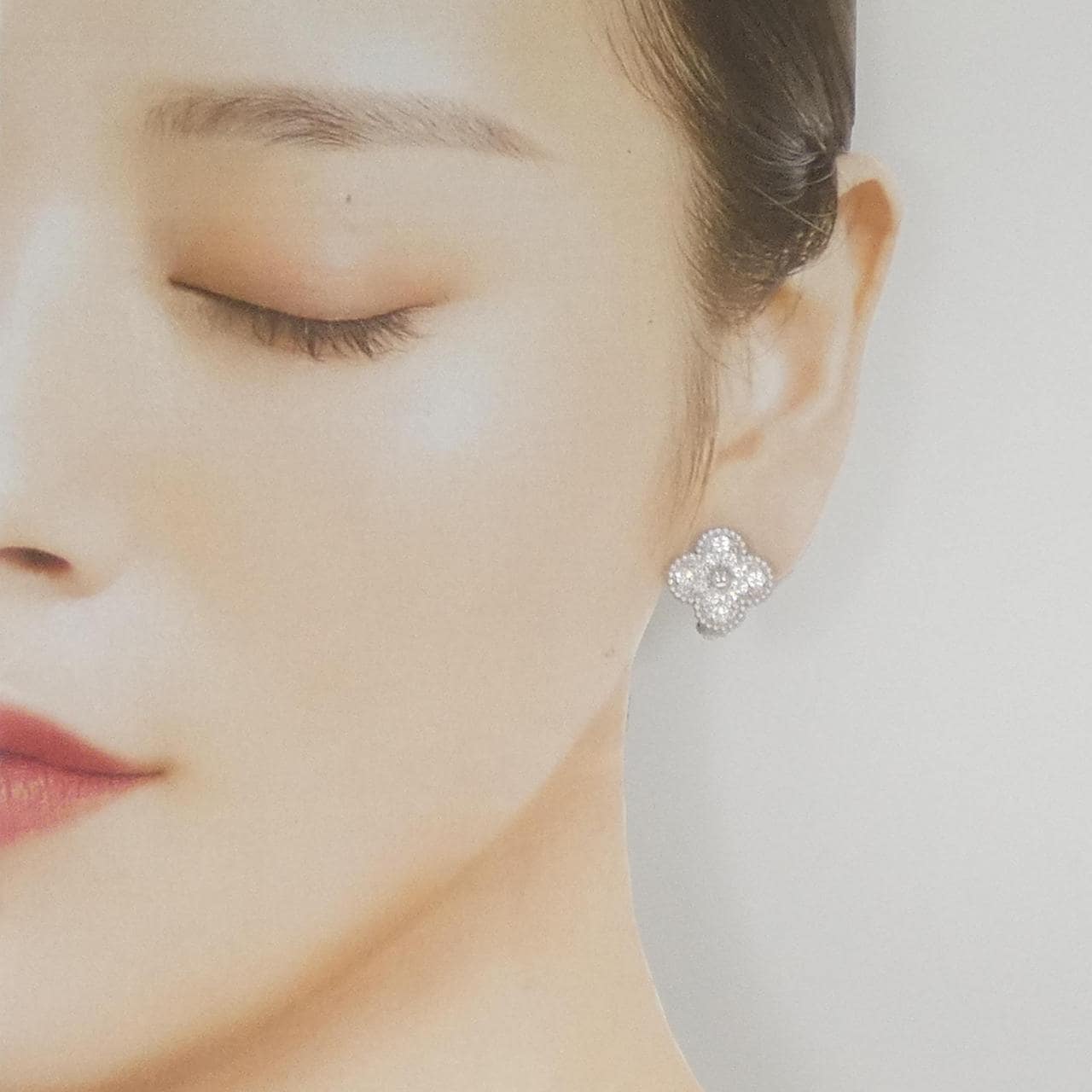 ヴァンクリーフ&アーペル ヴィンテージアルハンブラ イヤリング