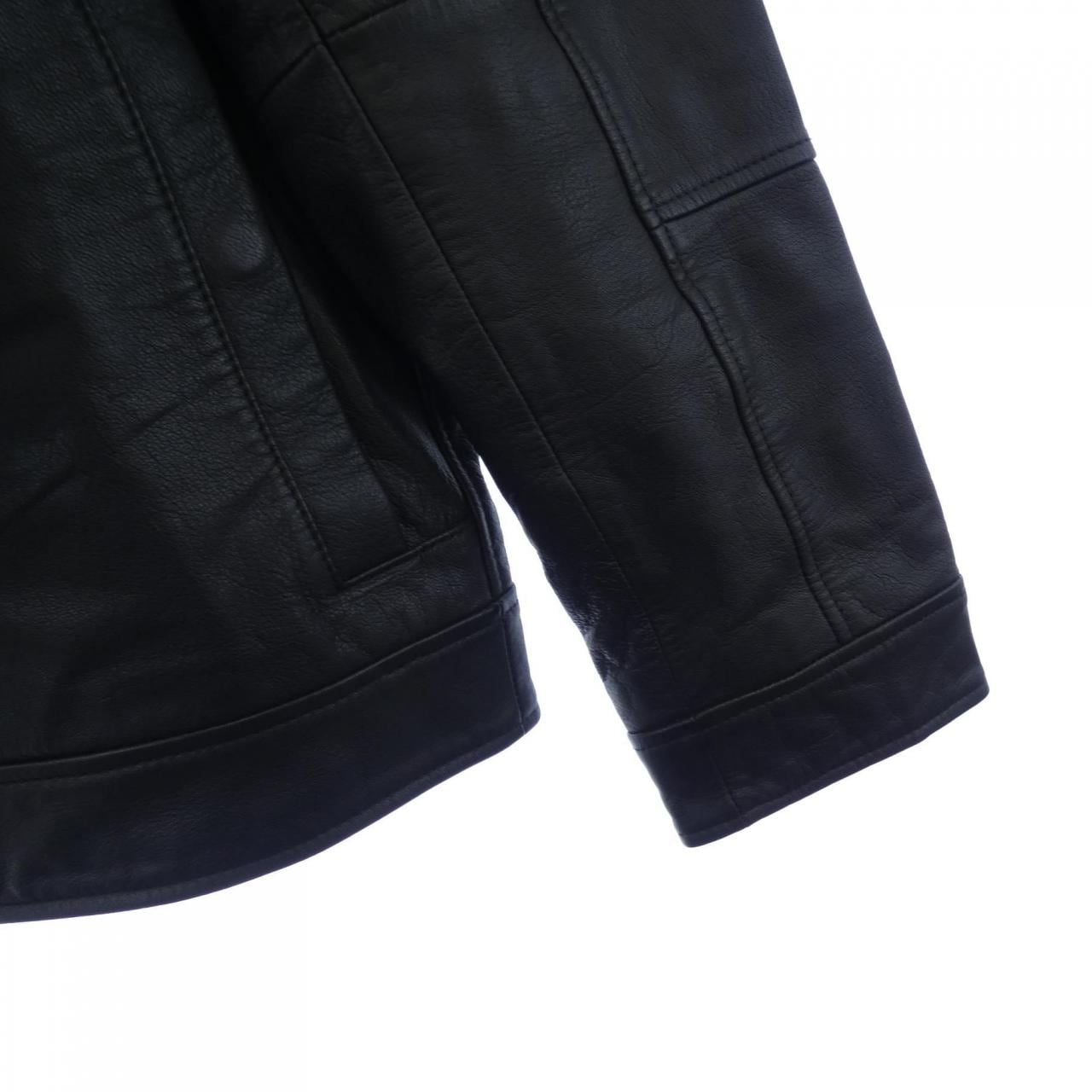 ヒューゴボス HUGO BOSS 50513322 レザージャケット