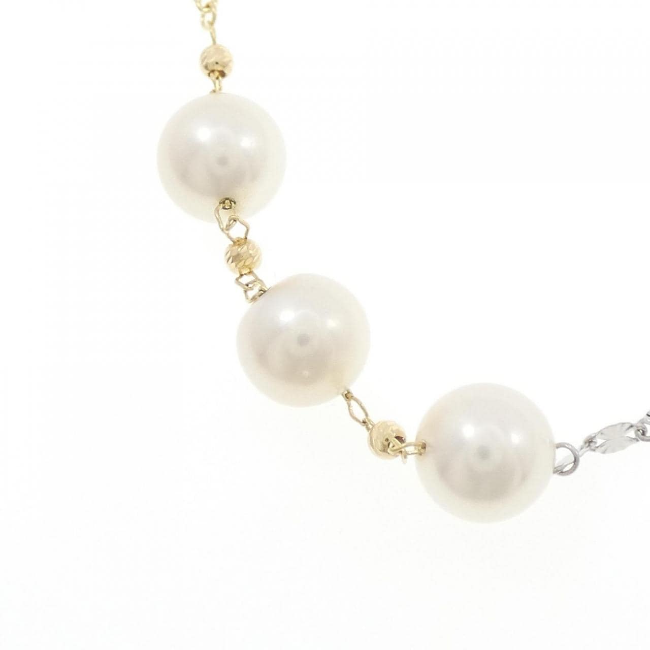 K18PG/PT/K18YG Akoya pearl necklace