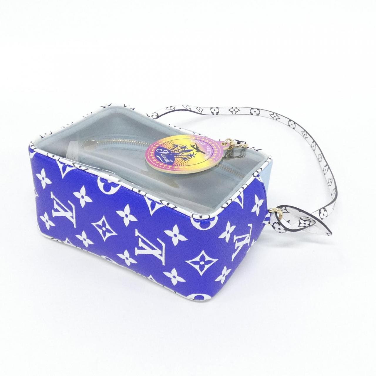 ルイヴィトン モノグラム ジャイアント ビーチ ポーチ M44700 バッグ