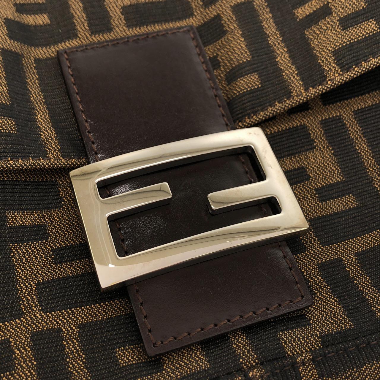 【ヴィンテージ】フェンディ バゲット 26424 ショルダーバッグ