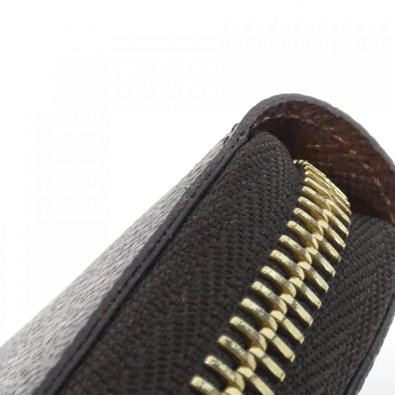 ルイヴィトン モノグラム ジッピー ウォレット M42616 財布