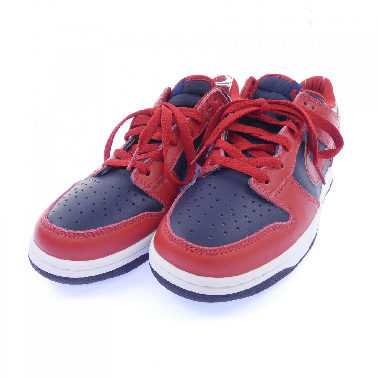 ナイキ NIKE スニーカー