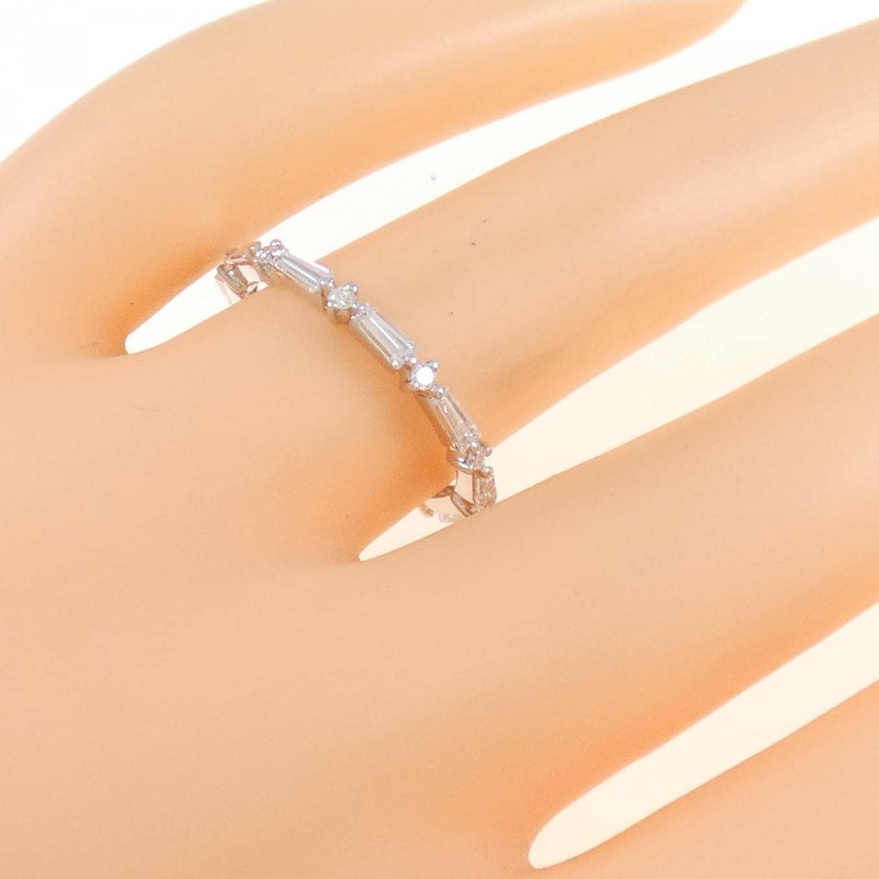 【新品】K18WG フルエタニティ ダイヤモンド リング 0.14CT