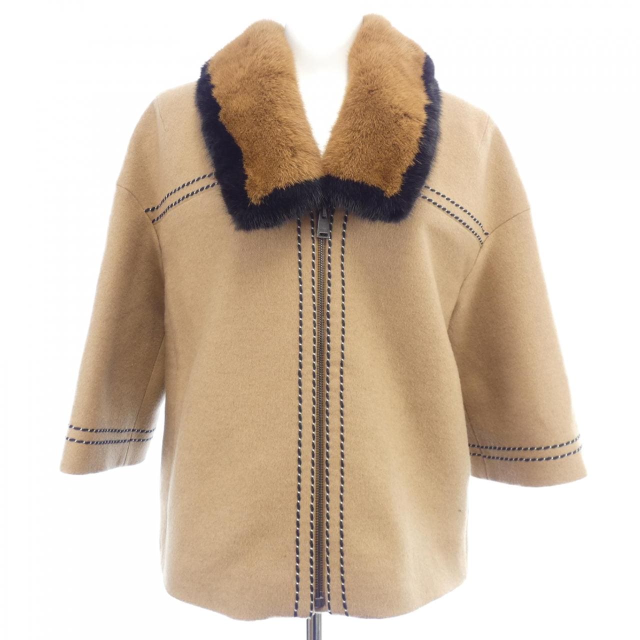 フェンディ FENDI FJ6851 40U ジャケット