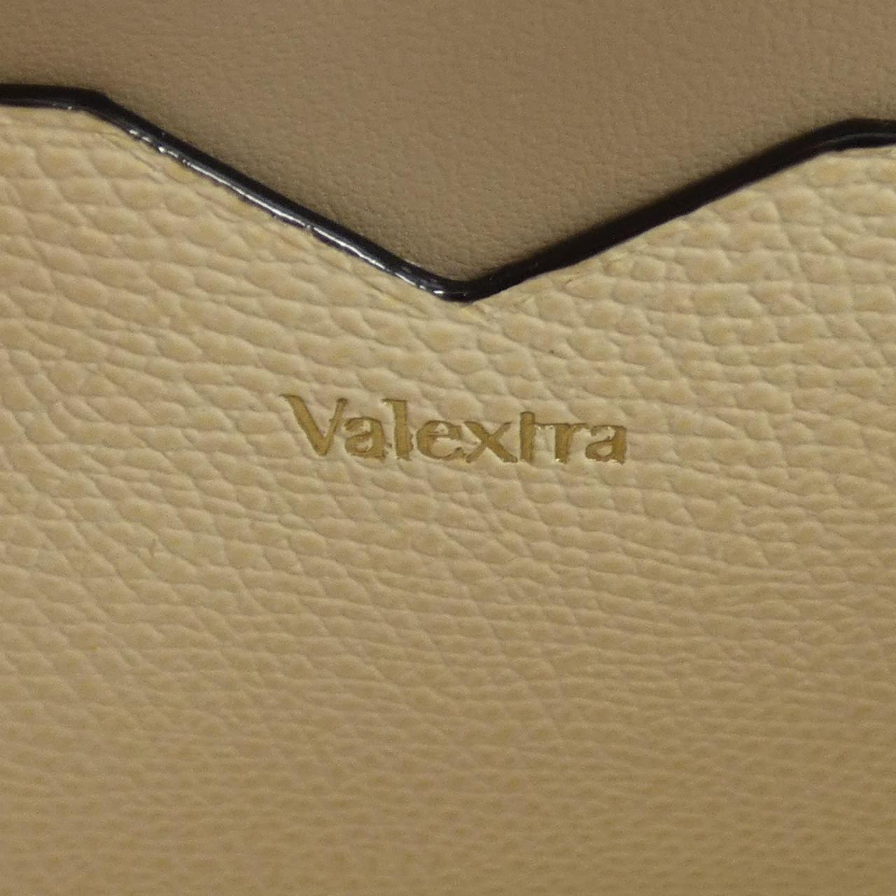 ヴァレクストラ VALEXTRA イジィデチェーン ISIDE CHAIN BAG