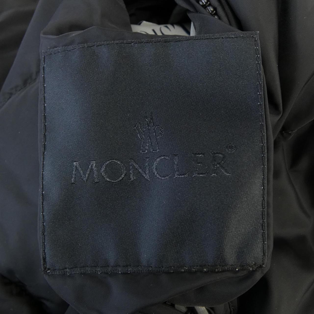 モンクレール MONCLER TEJAT ダウンジャケット