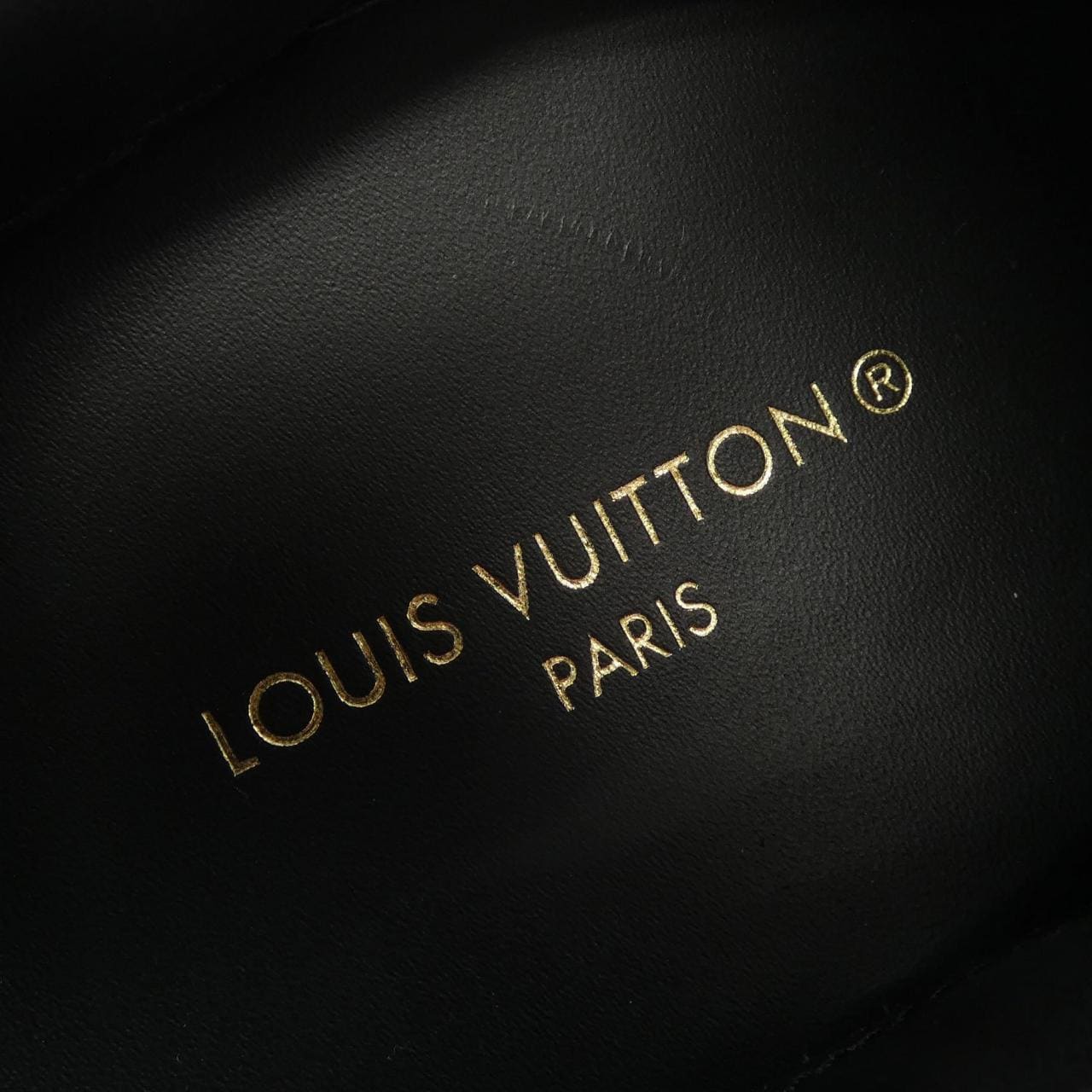 ルイヴィトン LOUIS VUITTON ランアウェイライン スニーカー