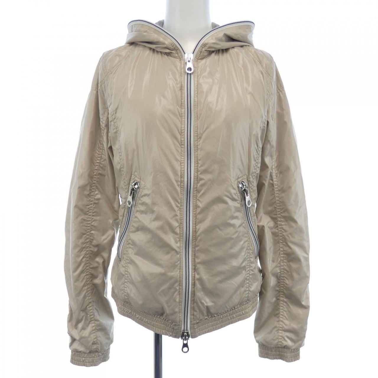 デュベティカ DUVETICA Acanto ダウンジャケット