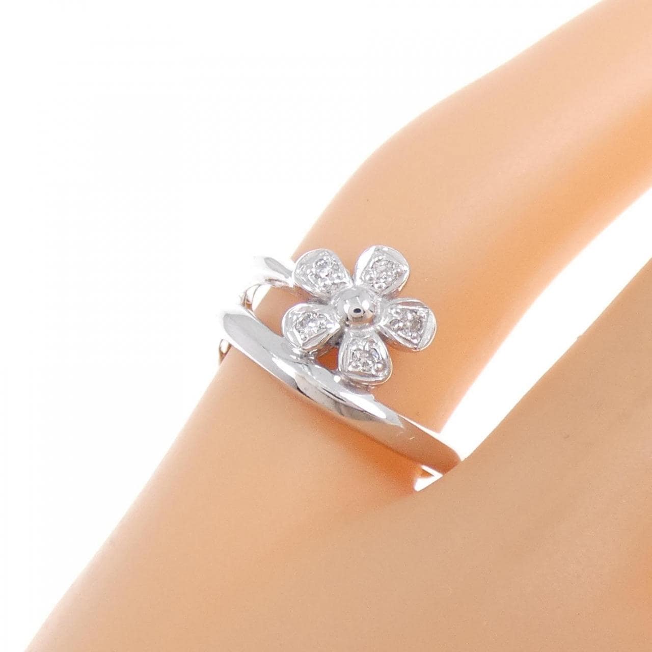 K18WG Flower Diamond Pinky Ring 0.05CT