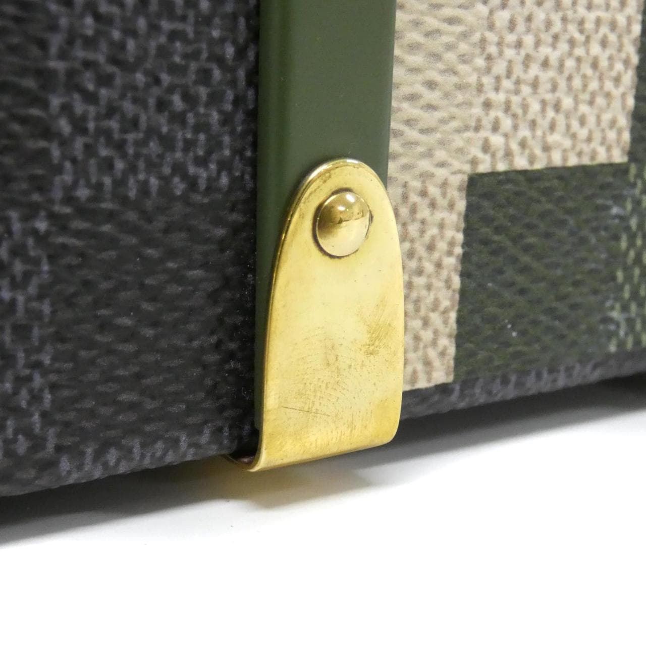 ルイヴィトン ダモフラージュ ネオ ウォレット トランク M10489 ショルダーバッグ