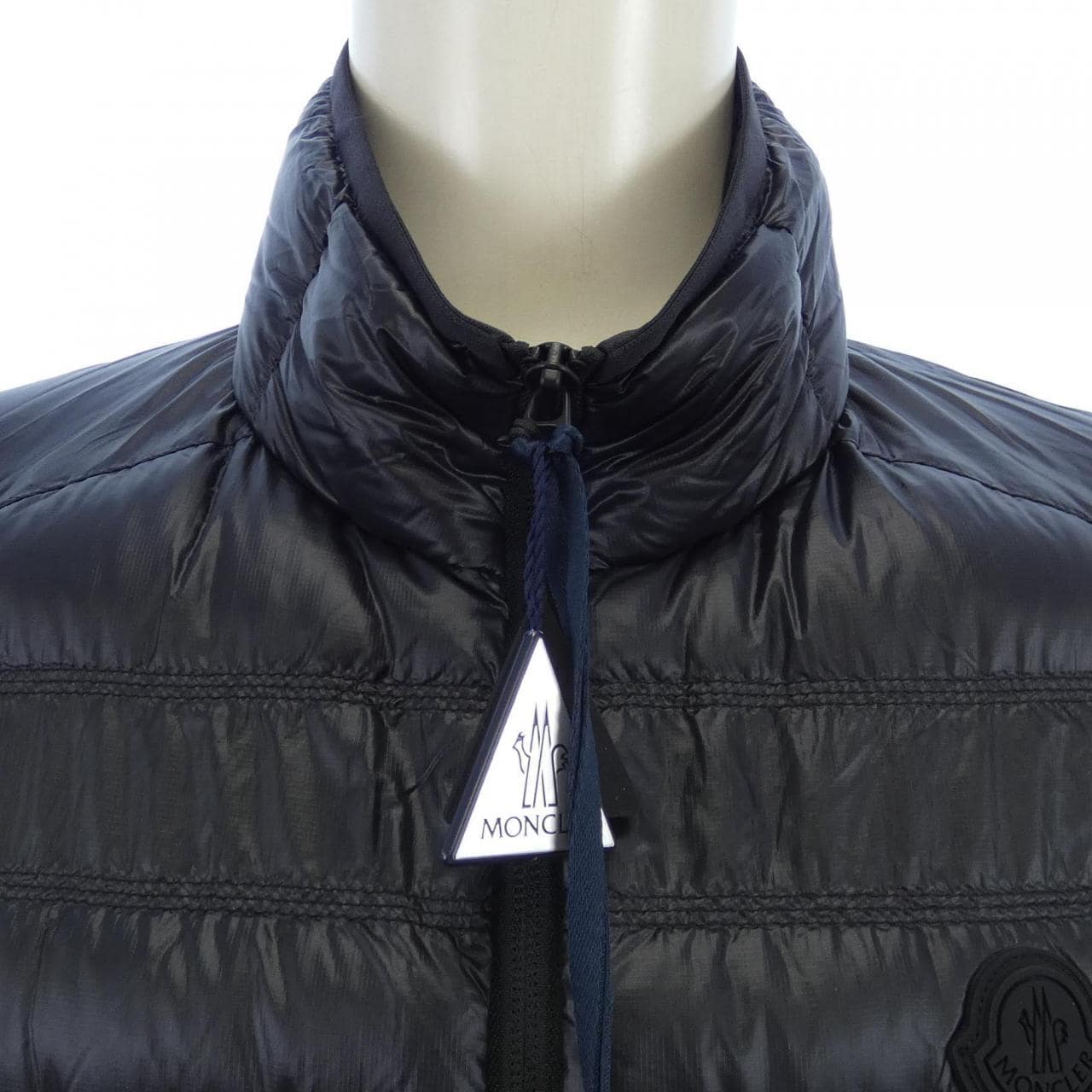 モンクレール MONCLER ダウンベスト