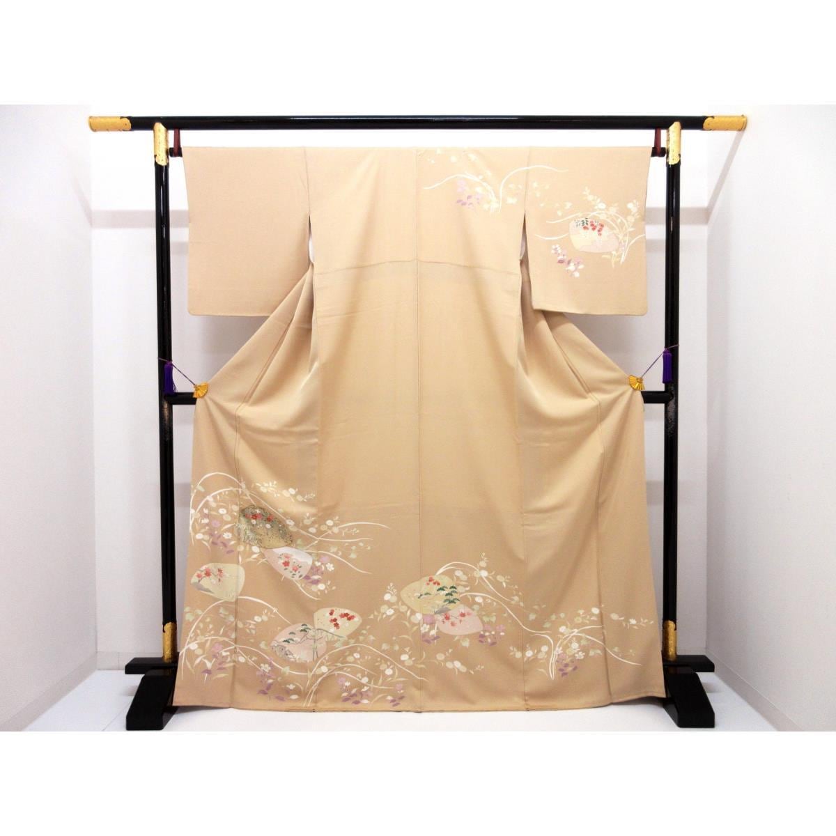 訪問着　友禅金彩加工　刺繍入り