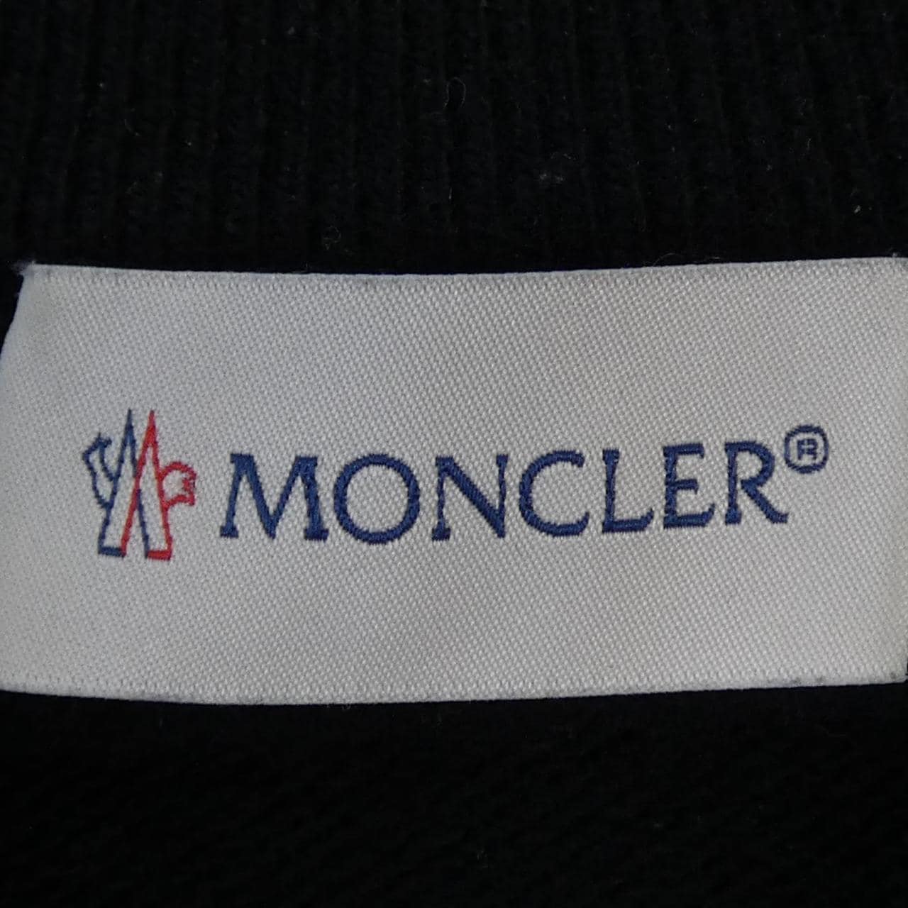 モンクレール MONCLER 20919B00004 ダウンジャケット
