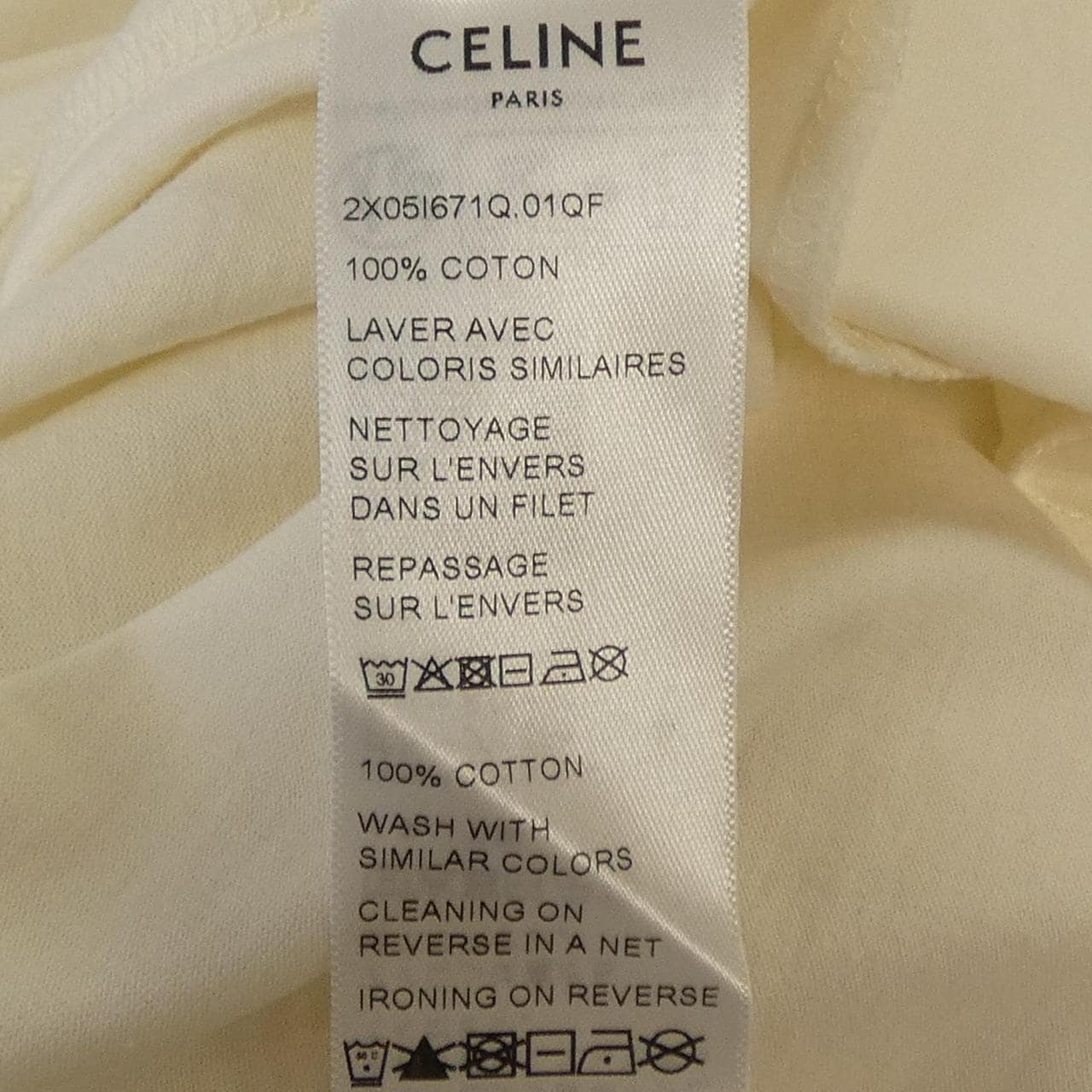 セリーヌ CELINE 2X05I671Q Tシャツ