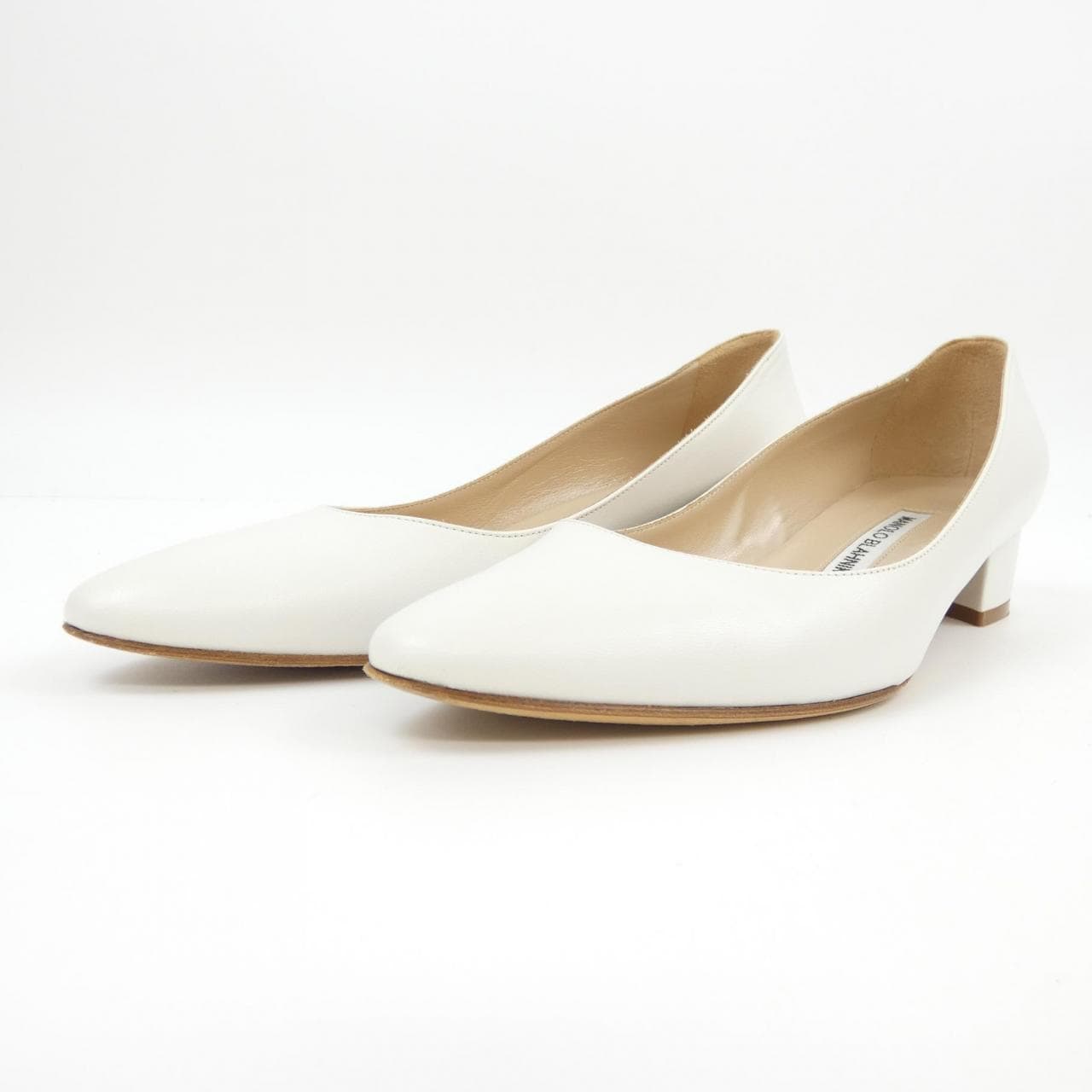 マノロブラニク MANOLO BLAHNIK パンプス
