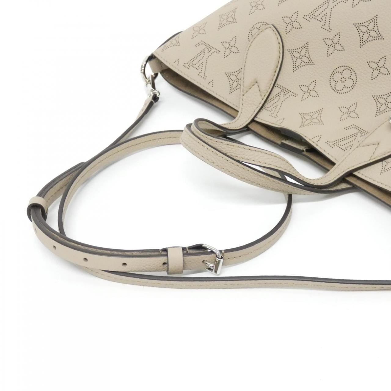 ルイヴィトン マヒナ ブロッサム PM M21849 バッグ