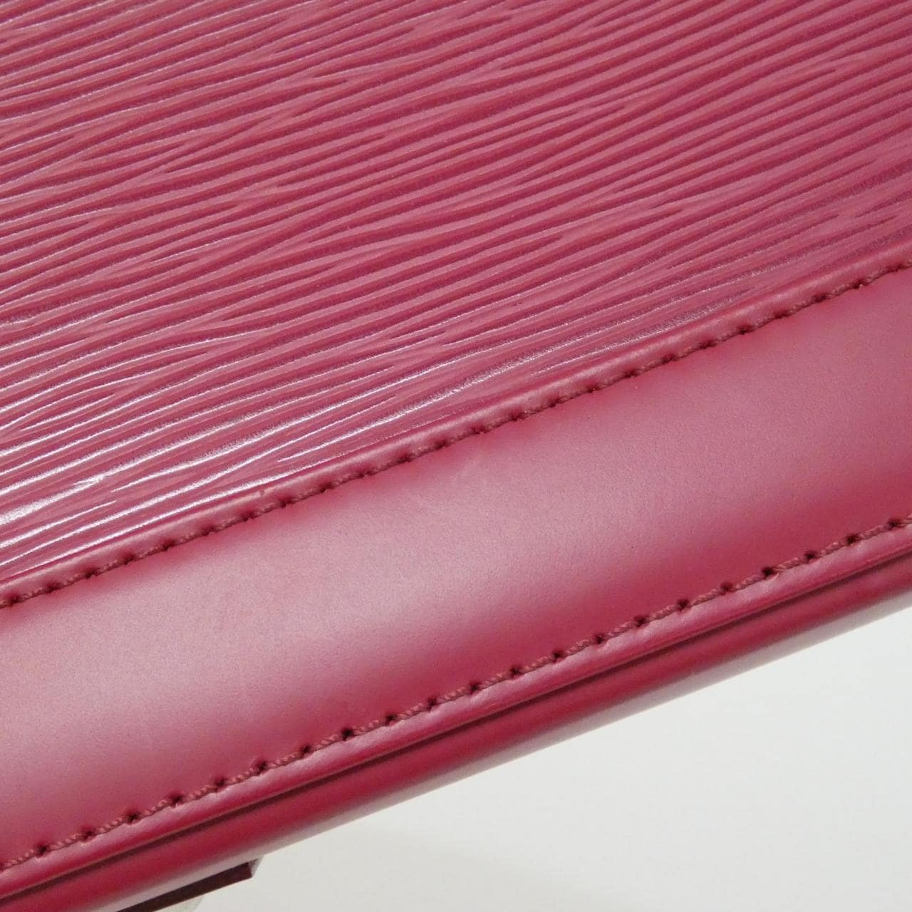 ルイヴィトン エピ アルマBB M40851 バッグ