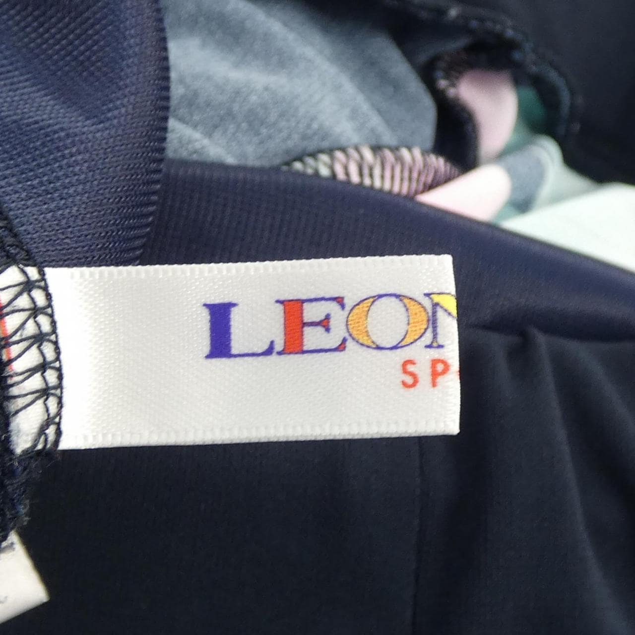 レオナールスポーツ LEONARD SPORT 0583021 パンツ