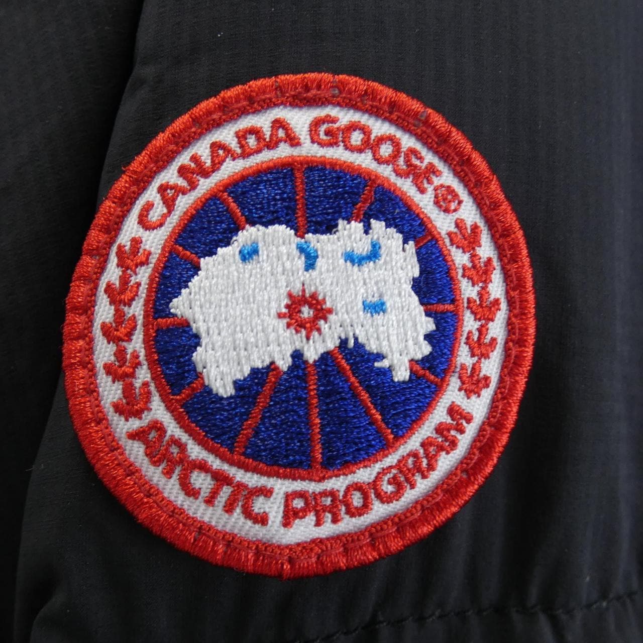 カナダグース CANADA GOOSE 5076M ARMSTRONG アームストロング ダウンジャケット